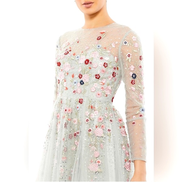 Mac Duggal Embroidered Illusion High Neck Long Sleeve A Line Gown 1121 - Picture 1 of 16